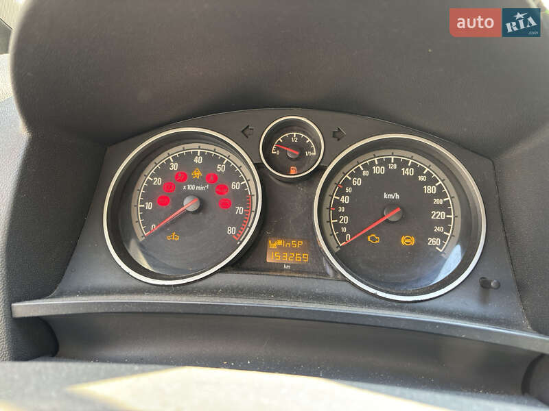 Минивэн Opel Zafira 2006 в Одессе