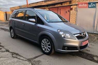 Минивэн Opel Zafira 2005 в Луцке