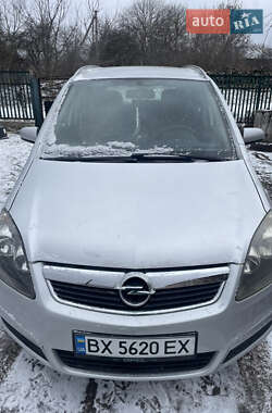 Мінівен Opel Zafira 2006 в Антонінах