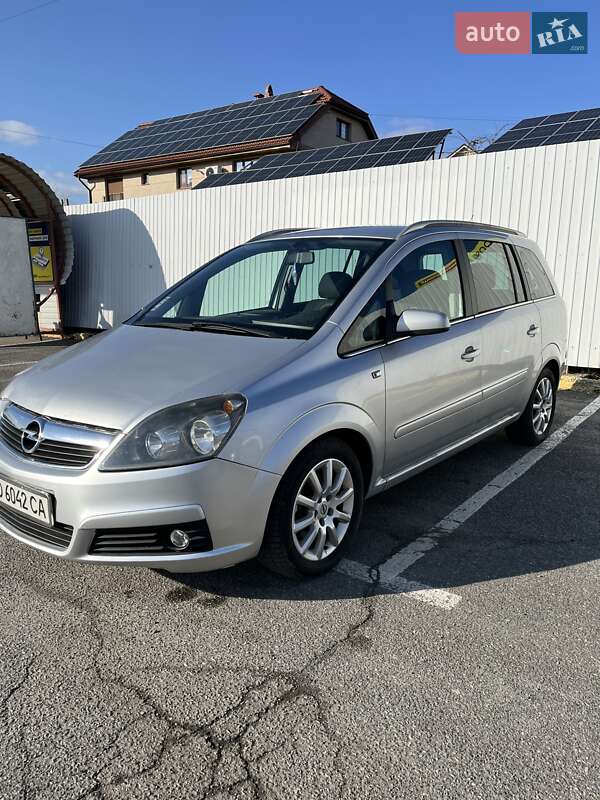 Opel Zafira 2005