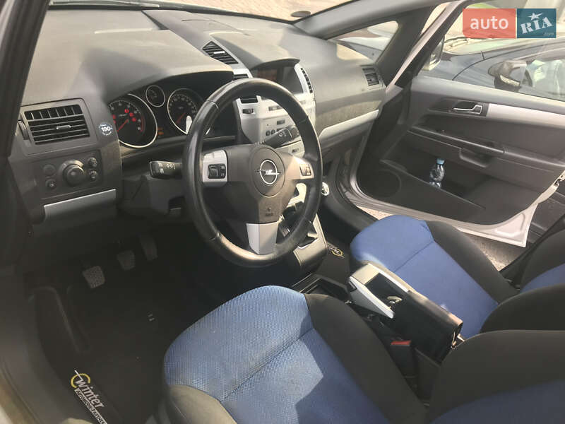 Минивэн Opel Zafira 2009 в Тернополе фото 7 Минивэн Opel Zafira 2009 в Тернополе