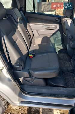 Минивэн Opel Zafira 2010 в 