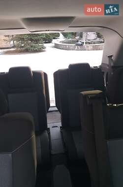 Минивэн Opel Zafira 2010 в 