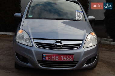 Минивэн Opel Zafira 2008 в 