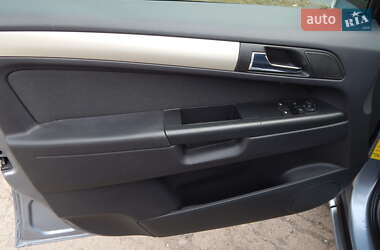 Минивэн Opel Zafira 2008 в 