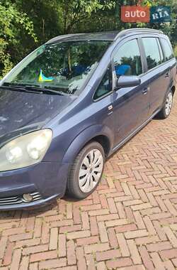 Минивэн Opel Zafira 2006 в 