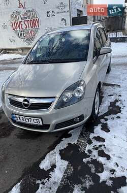 Мінівен Opel Zafira 2007 в Хмельницькому