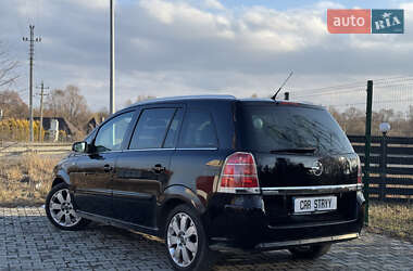 Минивэн Opel Zafira 2007 в Стрые