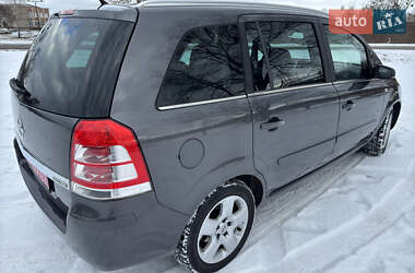 Минивэн Opel Zafira 2009 в Черкассах