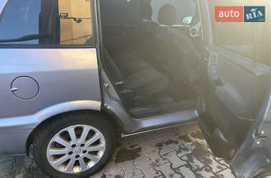 Минивэн Opel Zafira 2005 в Черновцах