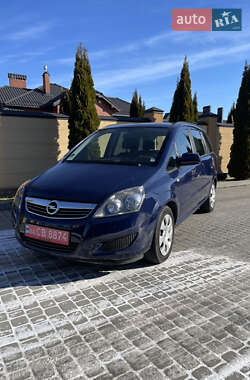 Минивэн Opel Zafira 2014 в Львове