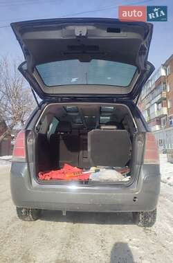 Минивэн Opel Zafira 2005 в Сумах