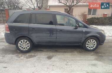 Минивэн Opel Zafira 2005 в Сумах