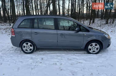 Мінівен Opel Zafira 2006 в Рівному