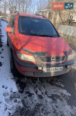 Минивэн Opel Zafira 1999 в Новоселовке