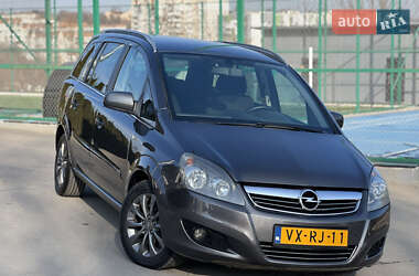 Минивэн Opel Zafira 2011 в Львове