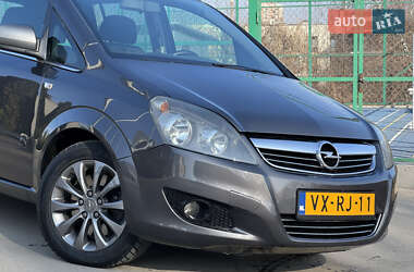 Минивэн Opel Zafira 2011 в Львове