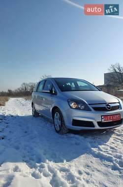 Минивэн Opel Zafira 2007 в Сумах