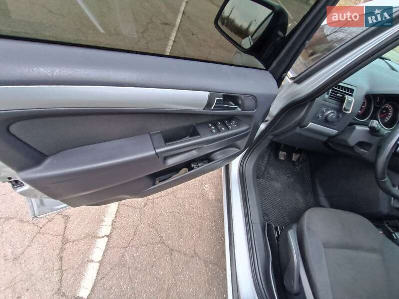 Мінівен Opel Zafira 2013 в Бердичеві