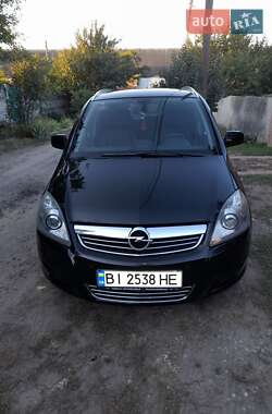 Мінівен Opel Zafira 2010 в Лубнах