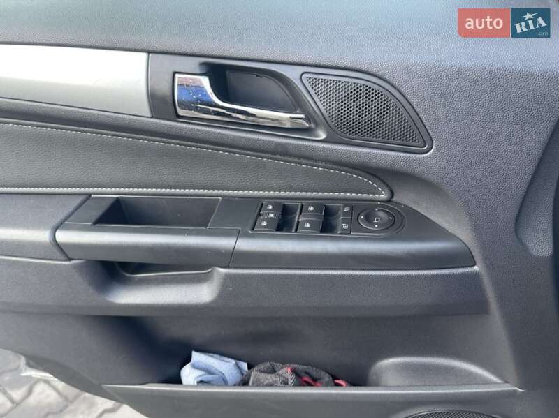 Мінівен Opel Zafira 2009 в Луцьку