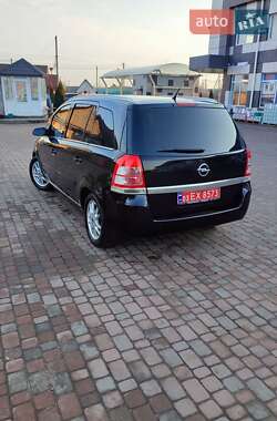 Мінівен Opel Zafira 2009 в Сарнах