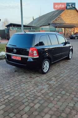 Мінівен Opel Zafira 2009 в Сарнах