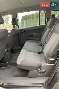 Минивэн Opel Zafira 2011 в 