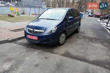 Мінівен Opel Zafira 2011 в Києві