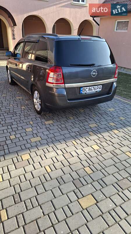 Мінівен Opel Zafira 2012 в Старому Самборі