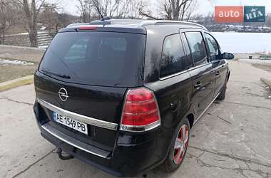 Минивэн Opel Zafira 2005 в Днепре