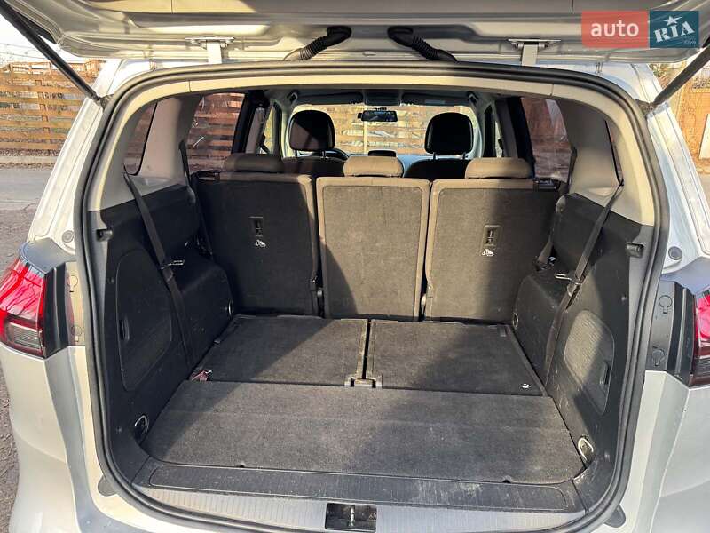 Минивэн Opel Zafira 2012 в Киеве