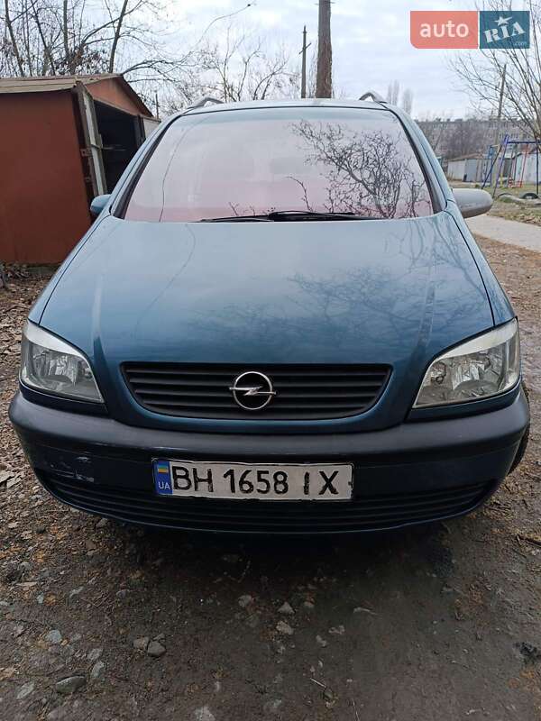 Минивэн Opel Zafira 2001 в Одессе