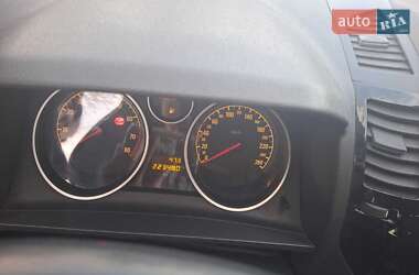 Минивэн Opel Zafira 2009 в 