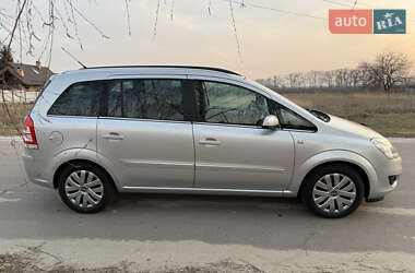 Минивэн Opel Zafira 2008 в Борисполе