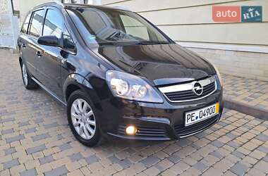 Минивэн Opel Zafira 2006 в Могилев-Подольске