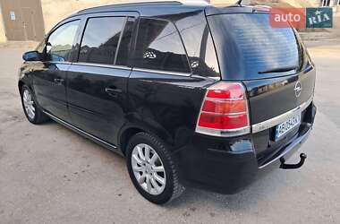 Минивэн Opel Zafira 2006 в Могилев-Подольске