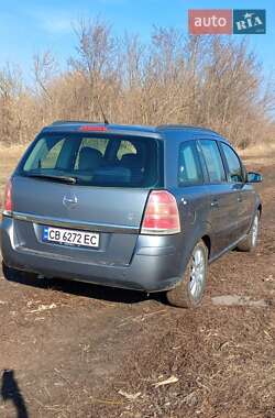 Минивэн Opel Zafira 2005 в 