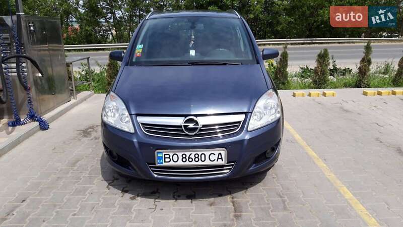 Opel Zafira 2008