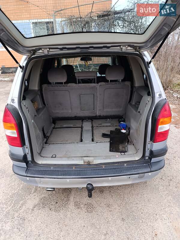 Мінівен Opel Zafira 2001 в Тернополі