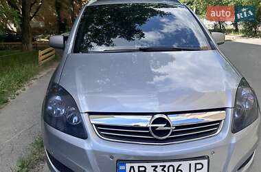 Минивэн Opel Zafira 2010 в Виннице