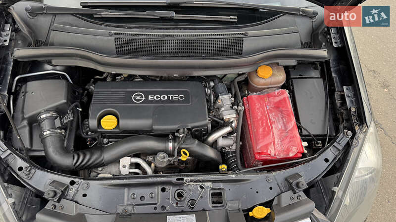 Мінівен Opel Zafira 2014 в Білгороді-Дністровському