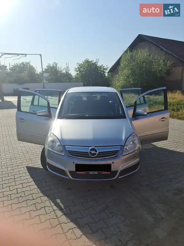 Opel Zafira