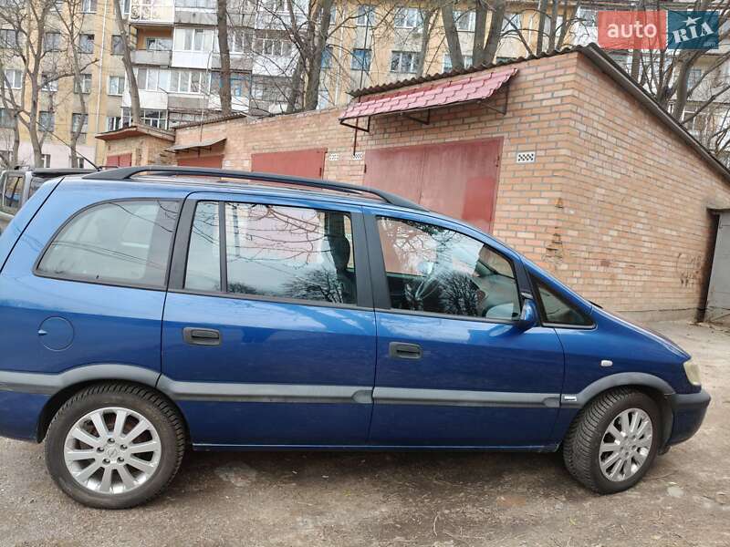 Мінівен Opel Zafira 2002 в Вінниці
