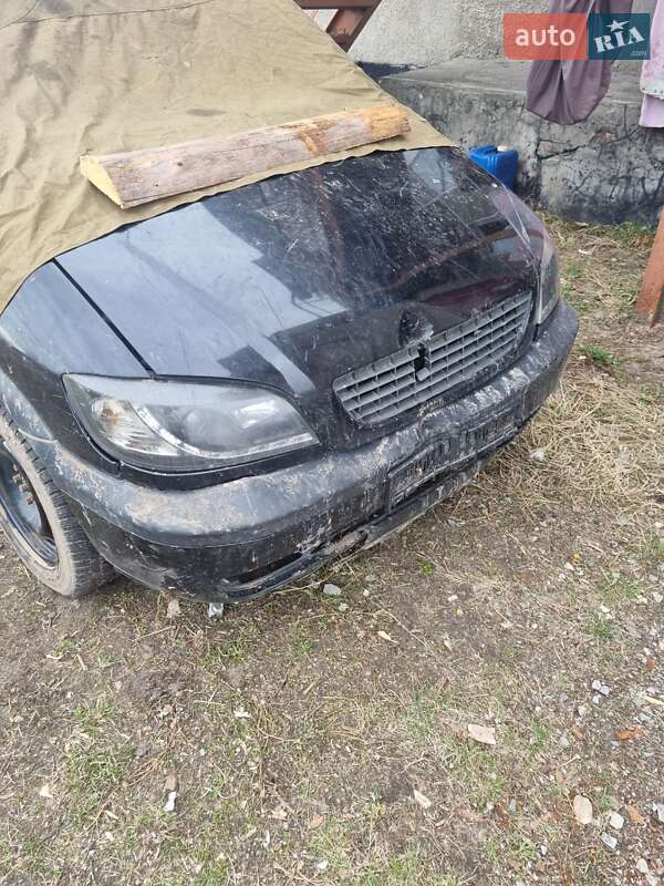 Мінівен Opel Zafira 2002 в Коростені