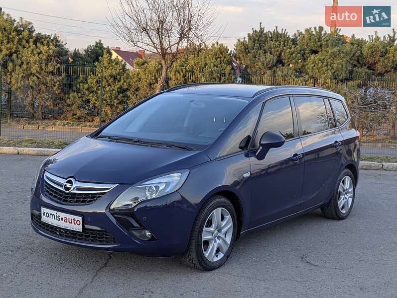 Мікровен Opel Zafira 2015 в Хмельницькому