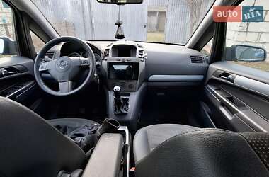Минивэн Opel Zafira 2007 в 
