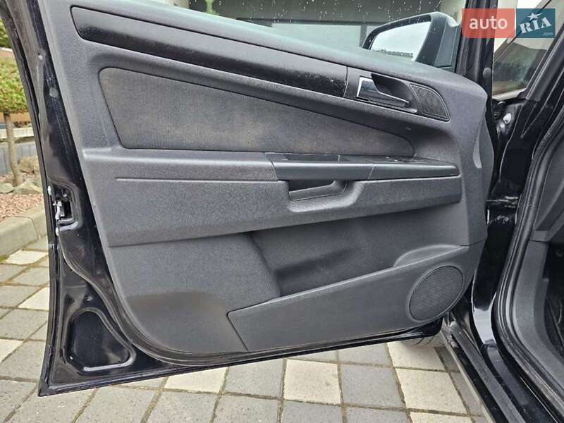 Минивэн Opel Zafira 2009 в Стрые