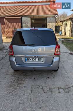 Минивэн Opel Zafira 2006 в 