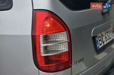 Минивэн Opel Zafira 2004 в 